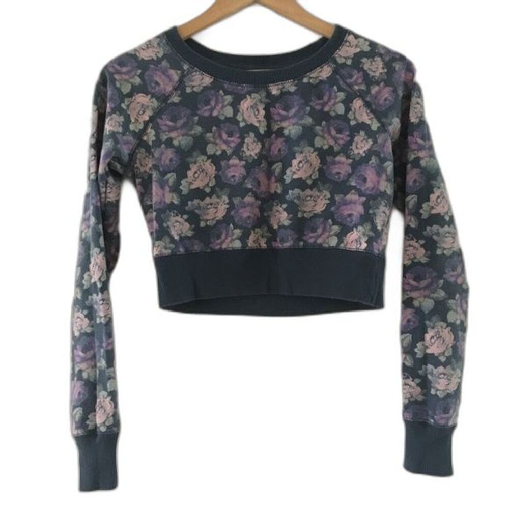 Mossimo Floral Croptop Long Sleeve Shirt Size XSmall